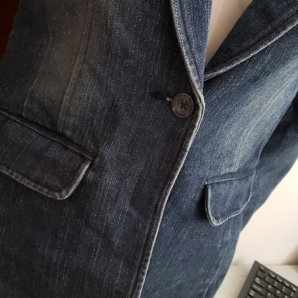 Hillard & Hanson - Picture 8 of 13